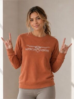 Texas Longhorns Hook ’Em Horns Comfort Wash Crewneck Sweatshirt Small